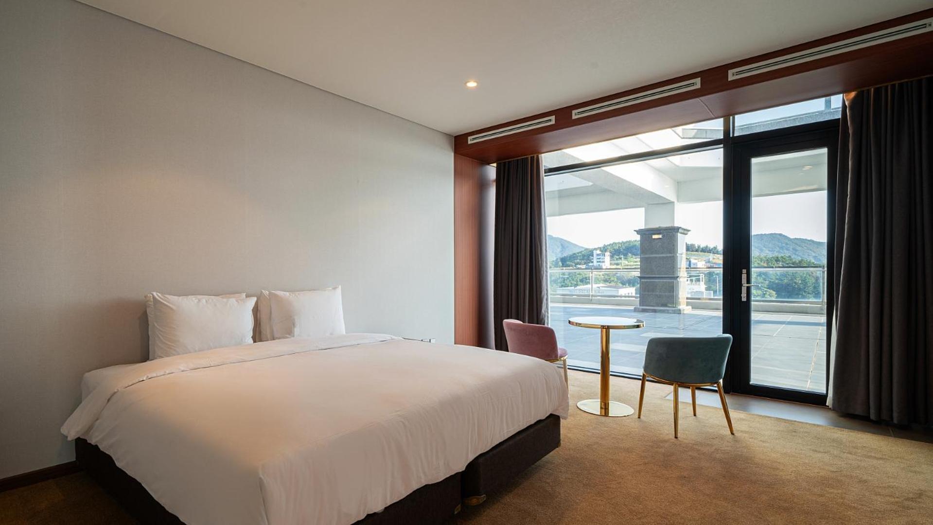 Hotel JCS Yeosu Exterior foto