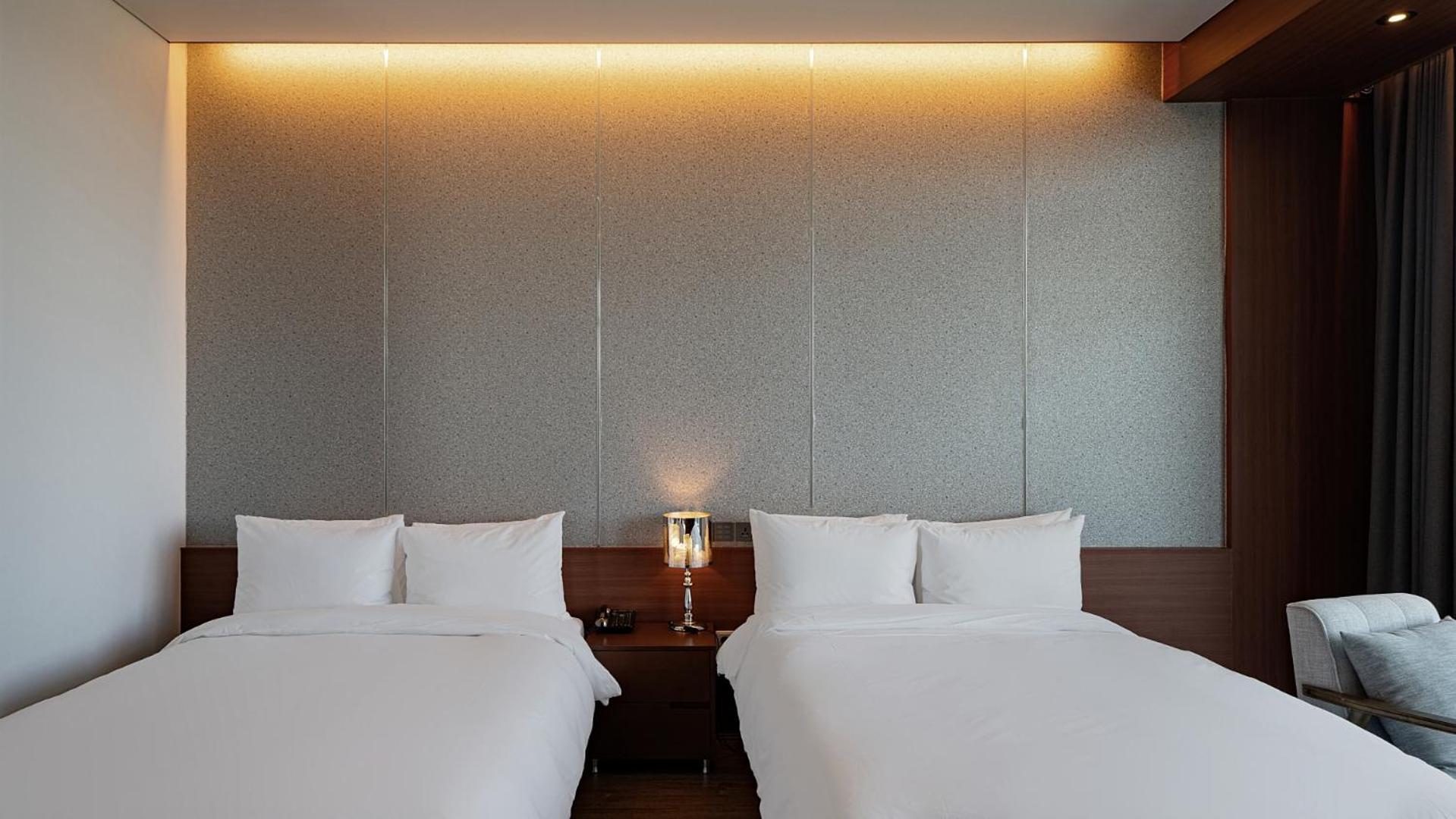 Hotel JCS Yeosu Exterior foto