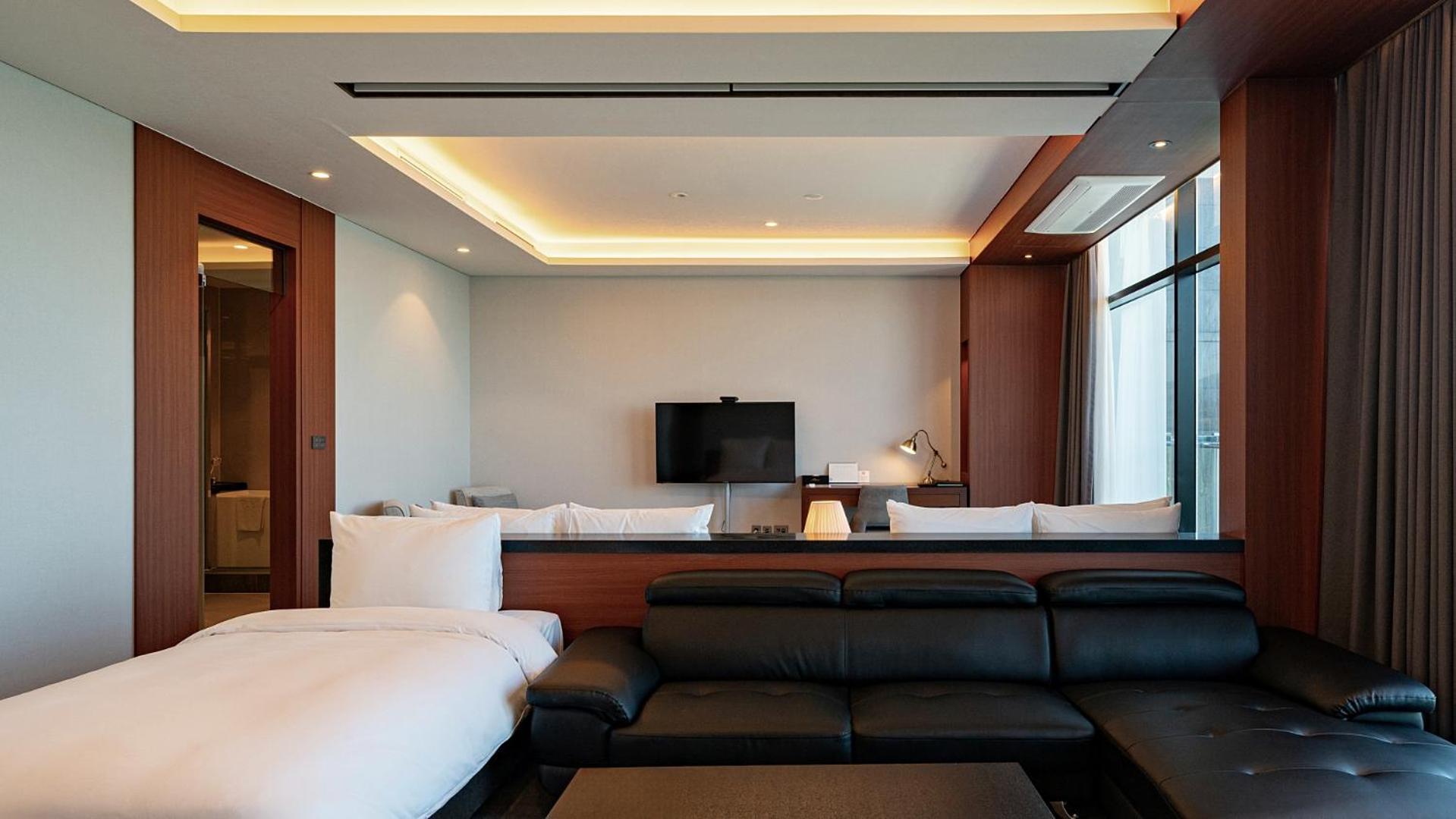 Hotel JCS Yeosu Exterior foto