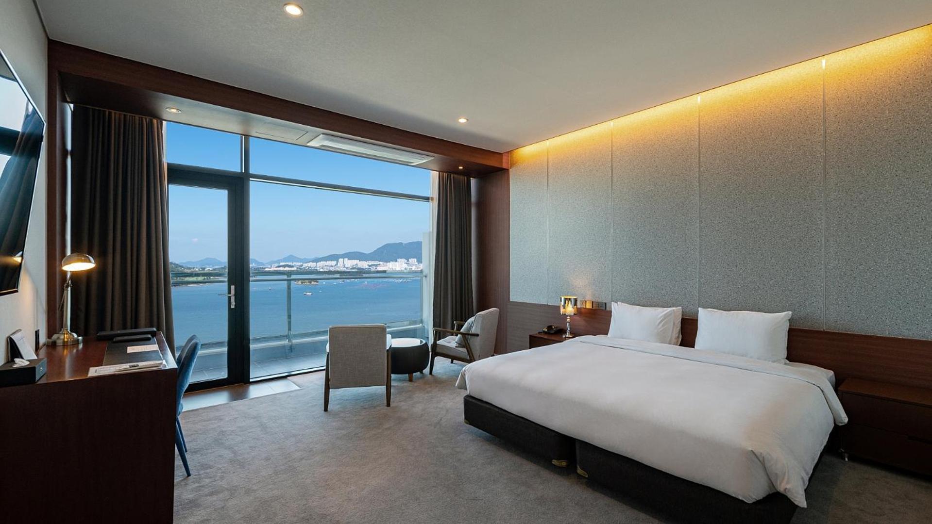 Hotel JCS Yeosu Exterior foto