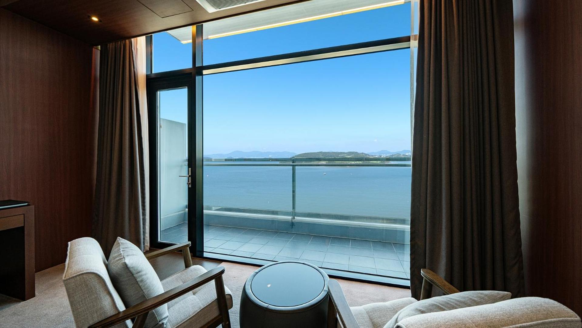 Hotel JCS Yeosu Exterior foto
